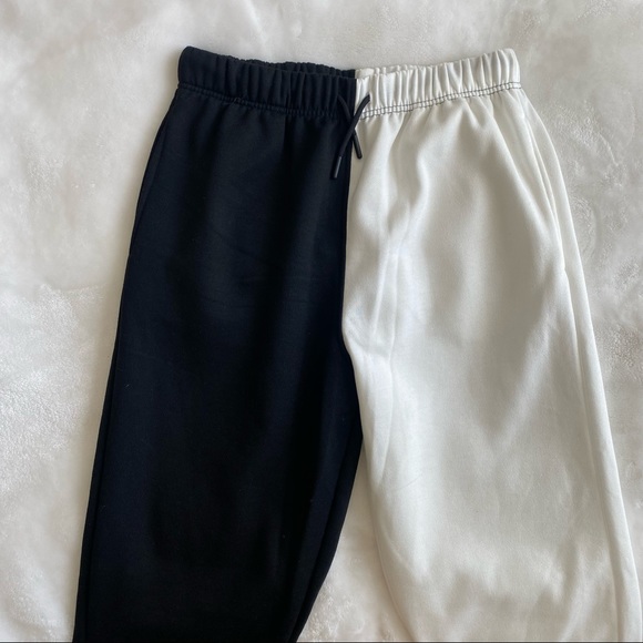 Topshop | Black + White Split Sweatpants | Size Small | NWT - Picture 5 of 7